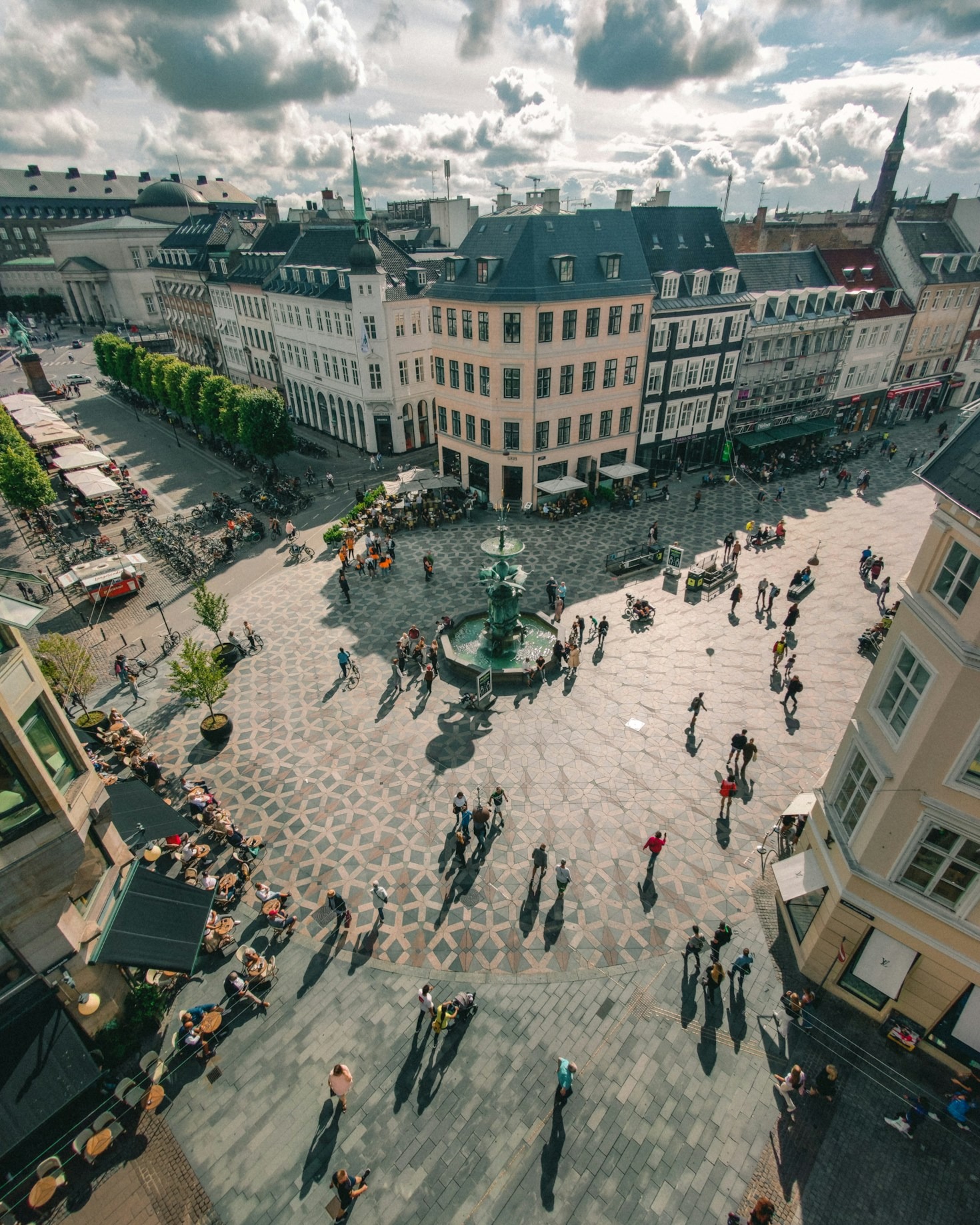 Fra vision til virkelighed: Socialdemokratiet i praksis